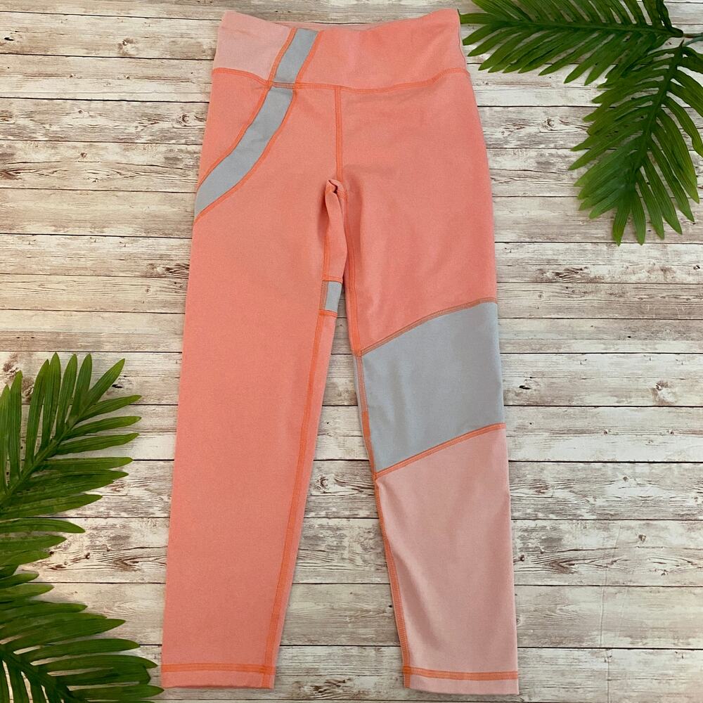 Lou & Grey Pink Leggings